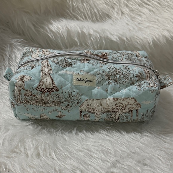 chic jem Handbags - Handmade quilted Pastel Blue Cosmetic zipper Bag